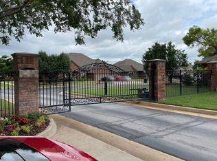 16809 Halbrooke Rd, Edmond, OK 73012