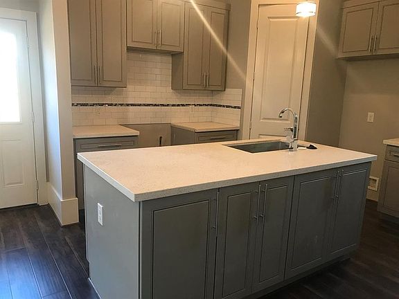 2nd image of 3409 Hinton Blvd