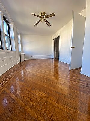 1st image of 382 Parkside Ave #Cc