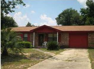 5305 Sewell Rd, Milton, FL 32570