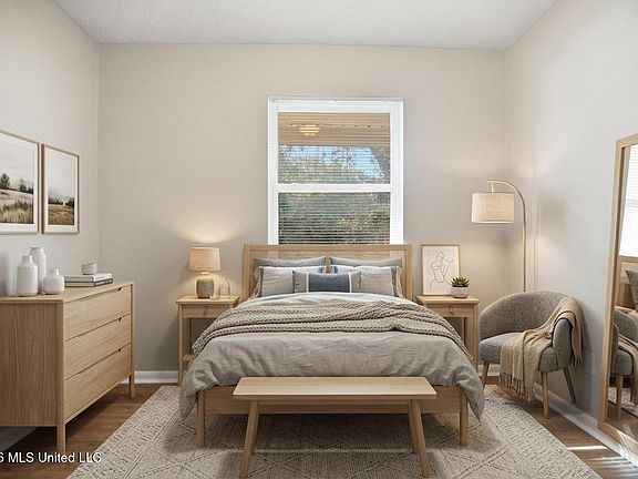 4th image of 1572 Brookhaven Dr
