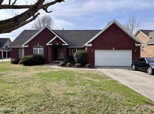 221 Village Way, Kingston, TN 37763