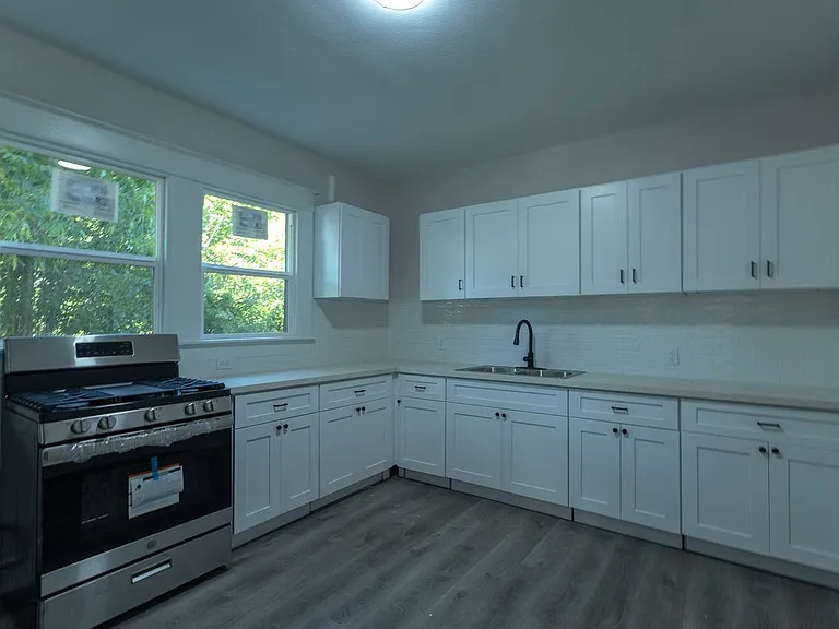 1702 Ethel Ave — Photo 11