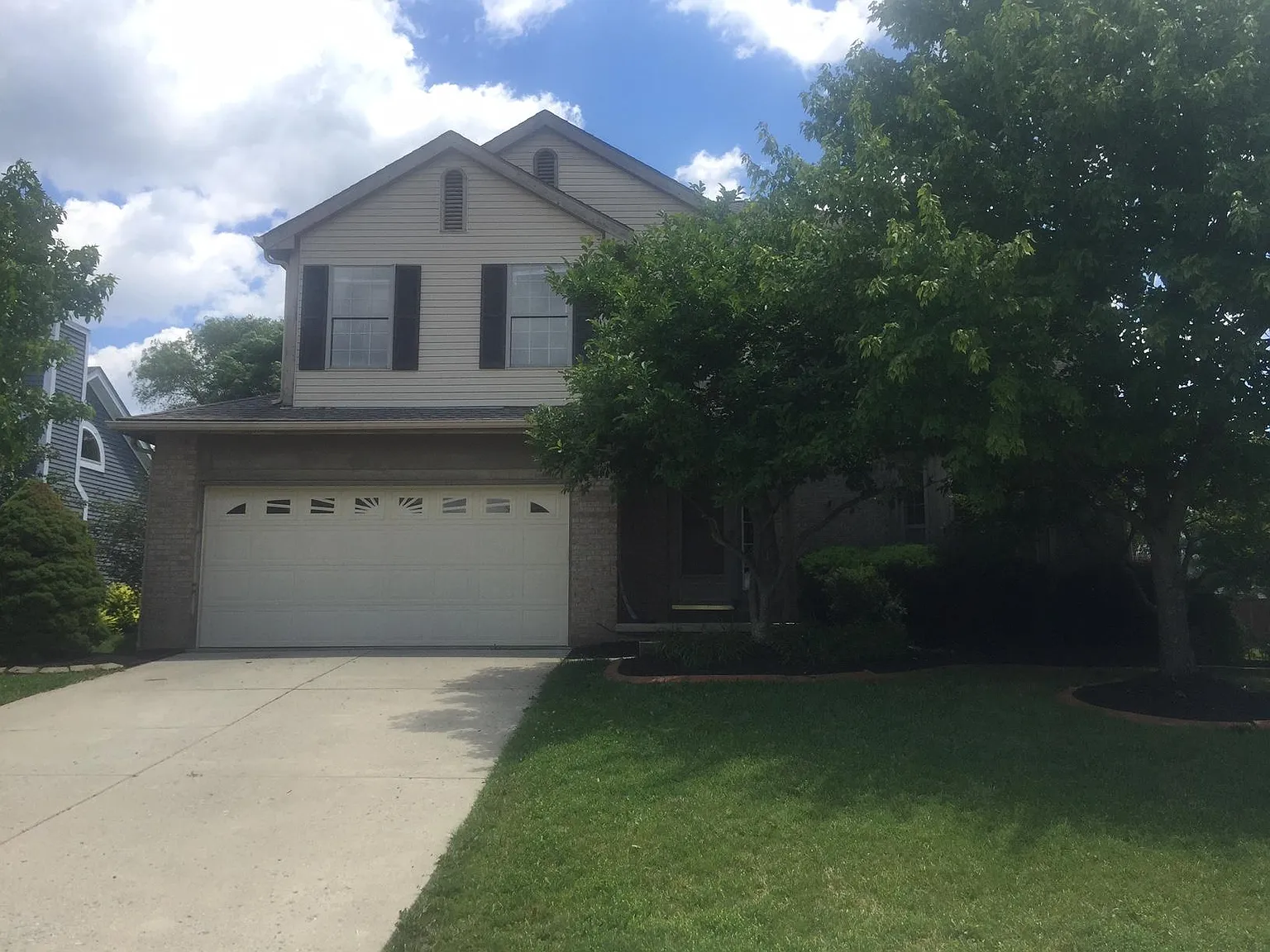 4 bed, 2.5 bath, 1991 sqft, $2,600 — Photo 1