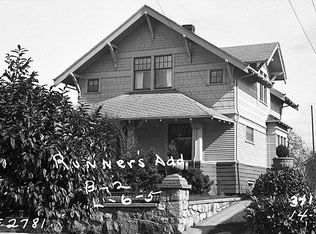 3412 39th Ave SW, Seattle, WA 98116