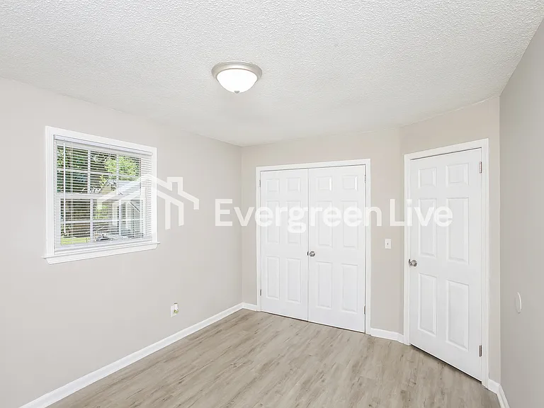 4725 Bonnie Forest Blvd — Photo 7