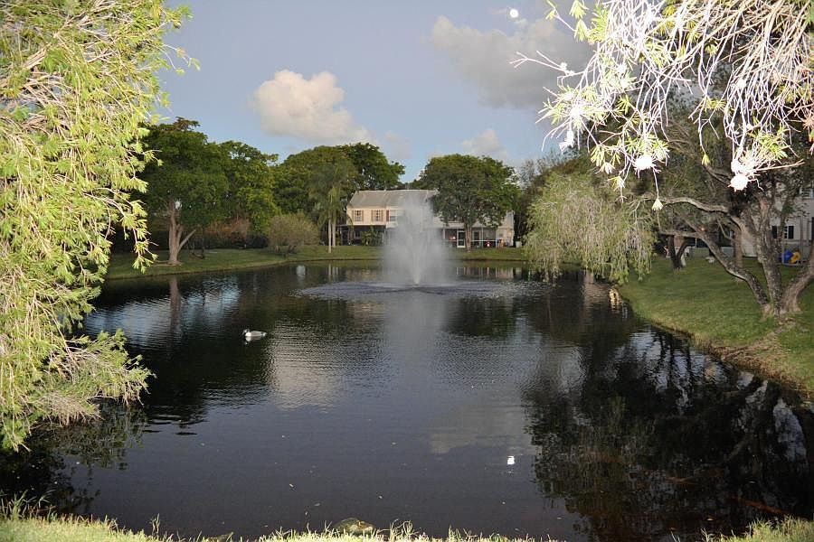 2nd image of 403 Georgian Park Dr