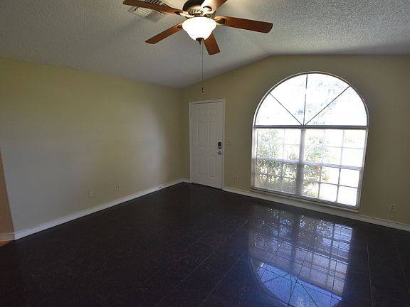3rd image of 1926 Caesar Way S