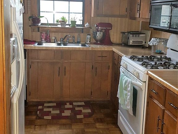 5th image of 3521 Tewksbury Dr