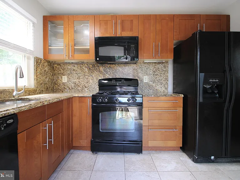 6215 Gemini Ct — Photo 19