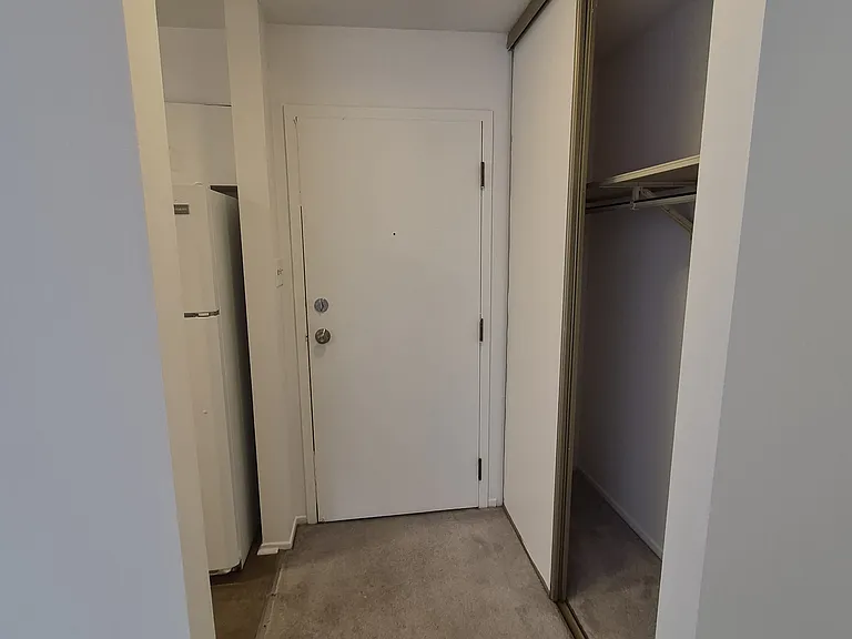 318 Lorry Greenberg Dr #322 — Photo 22