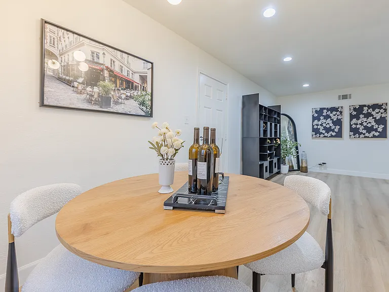 2503 Sierra Leone Ave — Photo 14