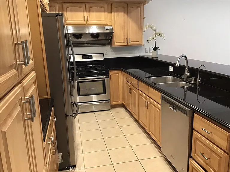 6047 Scotmist Dr — Photo 3