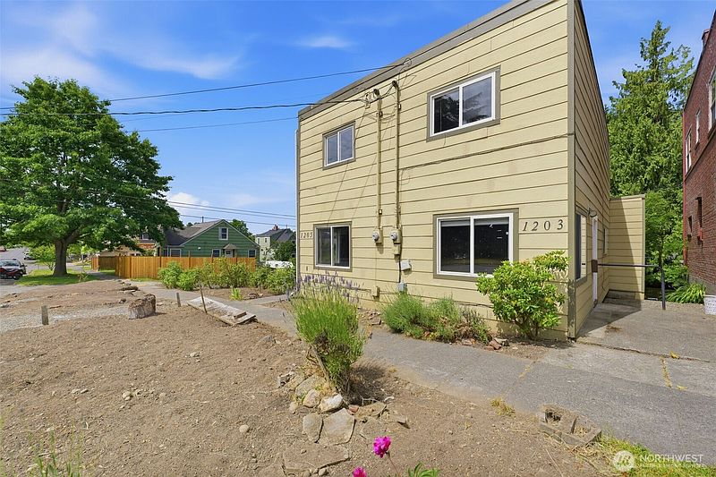2nd image of 1205 N 11th Street