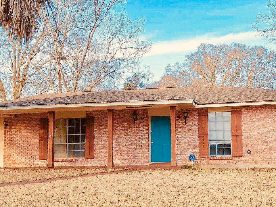 1st image of 11373 Pine Dr
