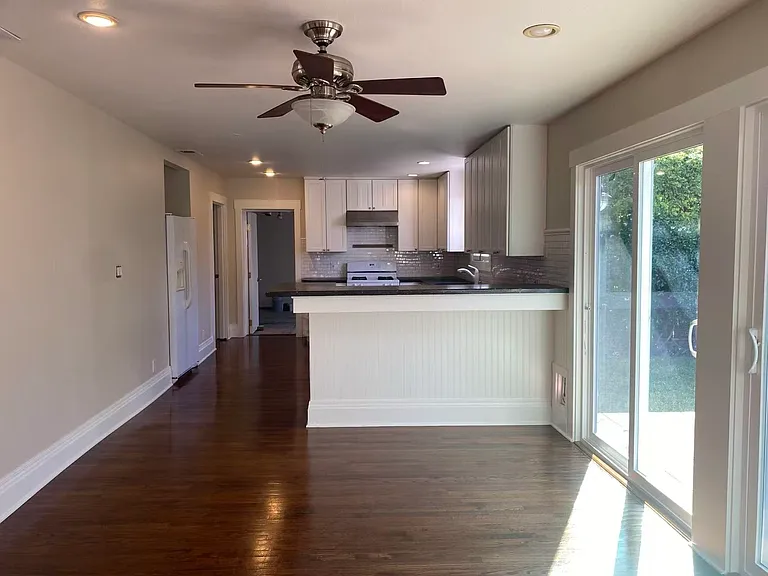 538 N 9th St — Photo 3