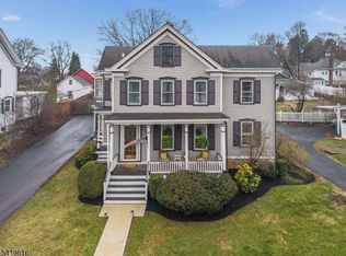 57 Main St, Lebanon, NJ 08833