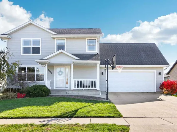 1105 North St, Williamsburg, IA 52361