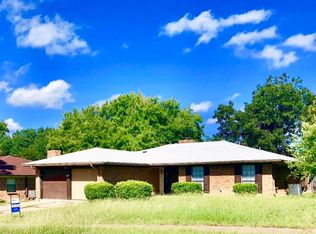 1911 Overbrook Dr, Arlington, TX 76014