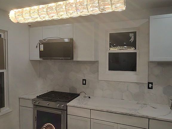 3rd image of 5811 Madison Ave