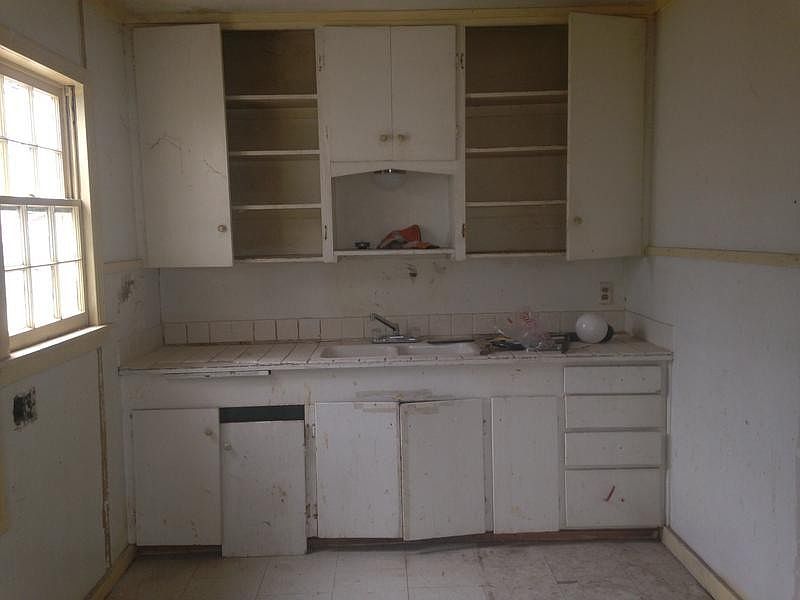2nd image of 4127 S Harrison St