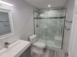 209 Bridge St APT 1, Mont Clare, PA 19453