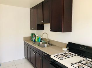 1634 Walnut Ave #11, Long Beach, CA 90813