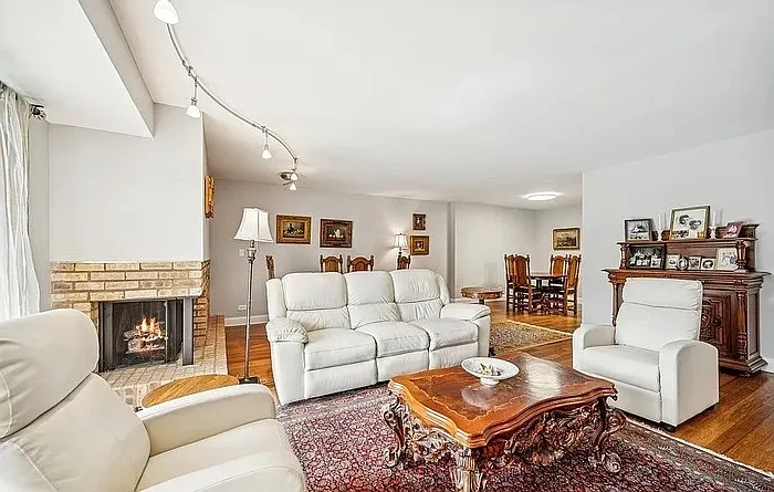 1621 Mission Hills Rd E #1621 — Photo 3