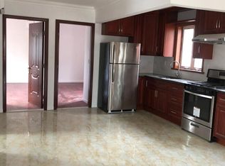 6220 138th St, Flushing, NY 11367