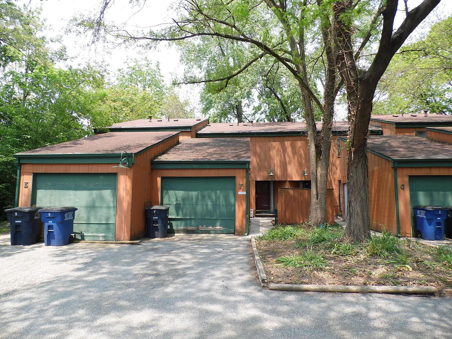 506 E Coolspring Ave APT F photo 1