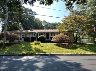 43 Westwood Rd, Lincoln, RI 02865