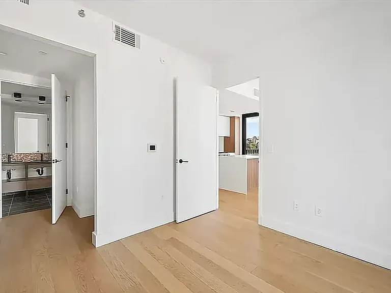 224 W 124th St #406 — Photo 11