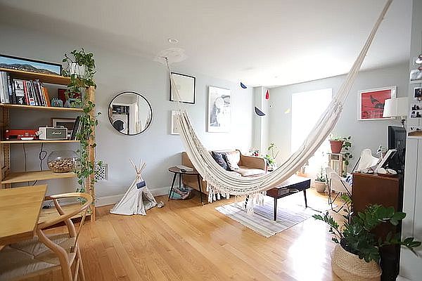 1st image of 542A Hancock St APT 3