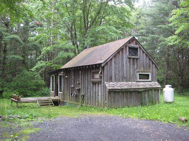 1st image of 84 Pine Ln