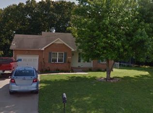 303 NW Rock Creek Cir, Ankeny, IA 50023