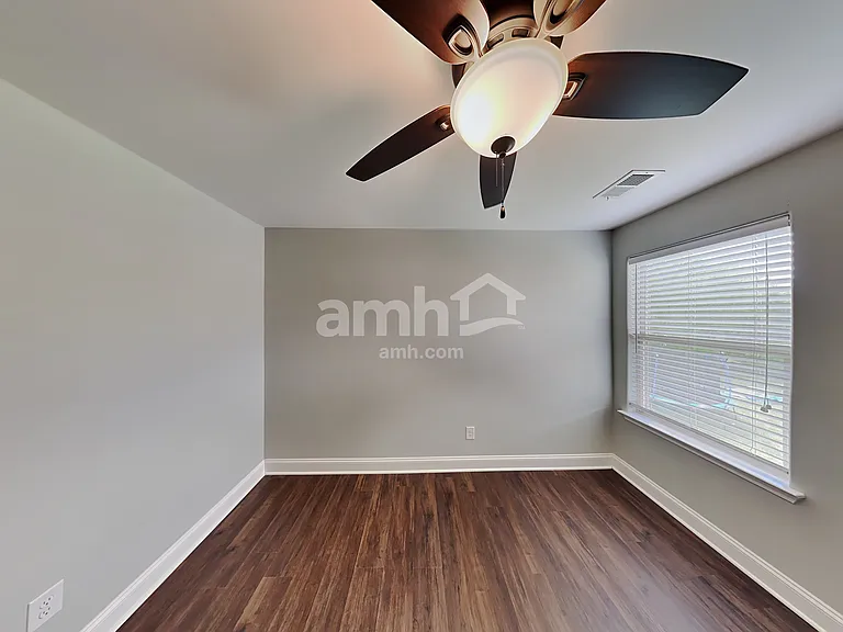 975 Legacy Park Rd — Photo 18