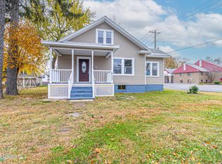 623 Curry Rd, Schenectady, NY 12306