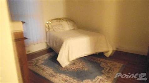 4th image of 406 Spruce St
