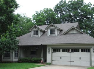 1700 S Elm St, Georgetown, TX 78626