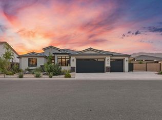 71 N Tabletop St, Washington, UT 84780