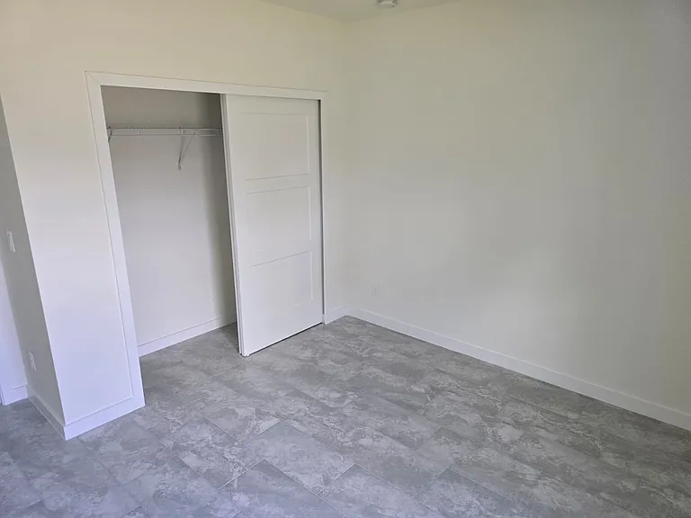 4240 Las Almanos Ave — Photo 15