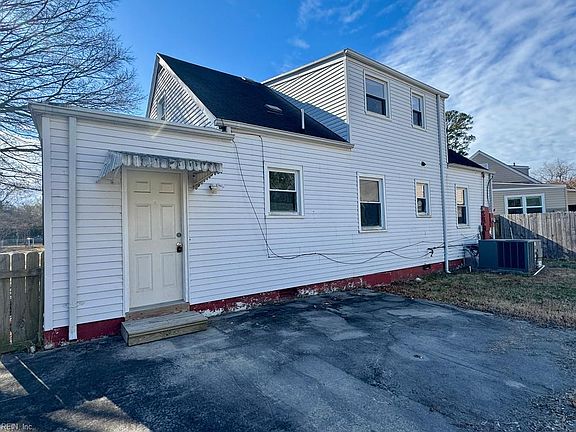 4th image of 8521 Chapin St