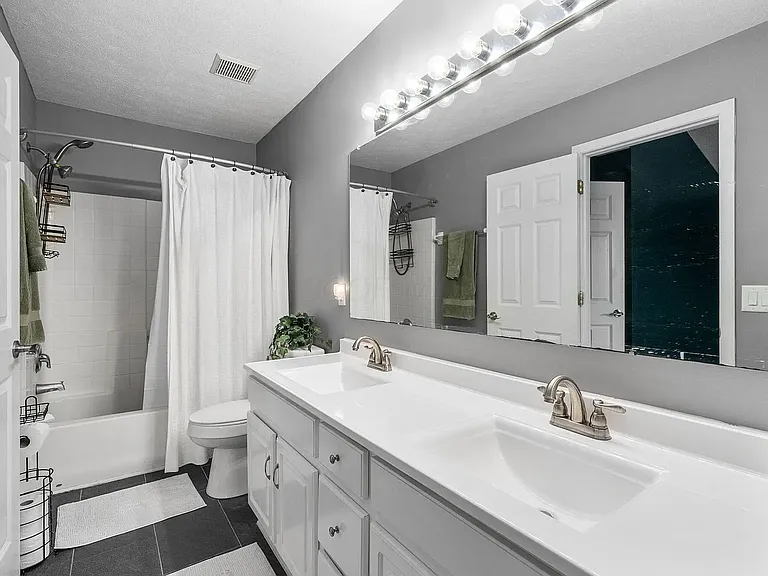 5095 Maple Valley Dr — Photo 11