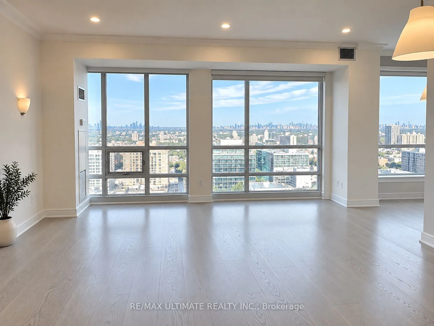 2 bed, $4,700 — Photo 2