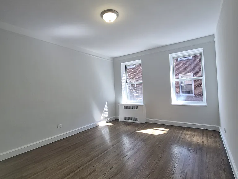 109-05 Queens Blvd #X5 — Photo 2