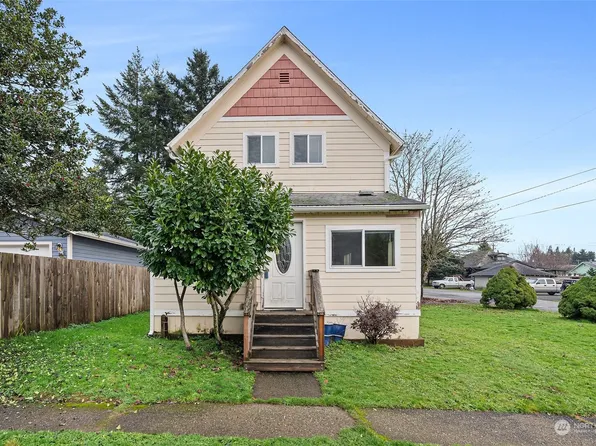 1205 Cedar Street, Raymond, WA 98577