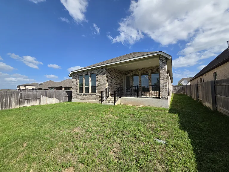 116 Rosemary Ct — Photo 25