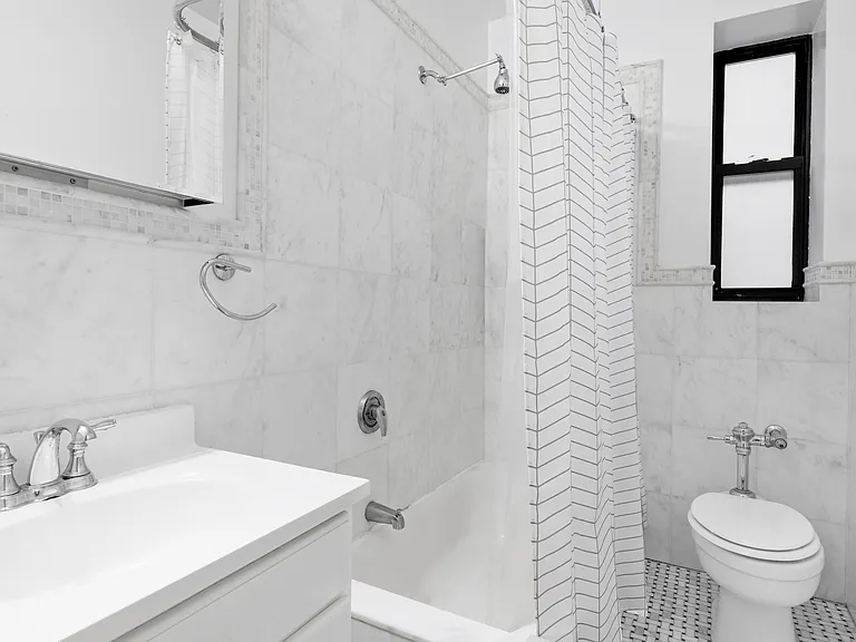 310 E 75th St #6E — Photo 5