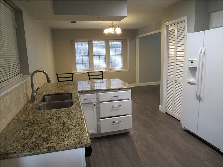 22710 Leedstown Ln — Photo 10