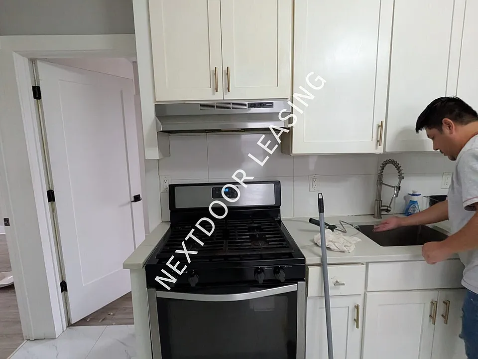 484 Kennedy Blvd #3